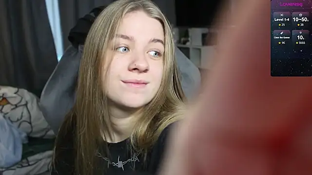 candy maggie online show from 12.10.24