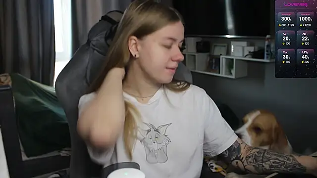 candy maggie online show from 12.13.24