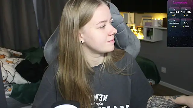 candy maggie online show from 12.16.24