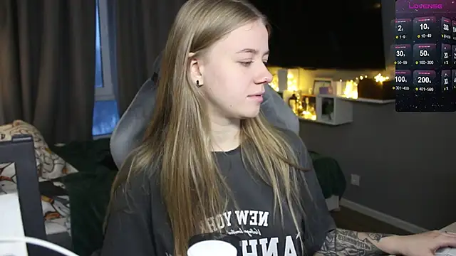 candy maggie online show from 12.19.24