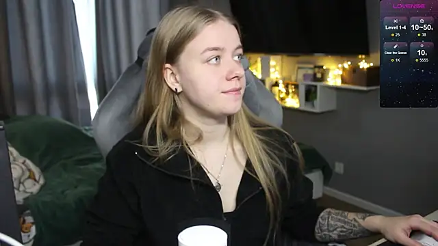 candy maggie online show from 12.20.24