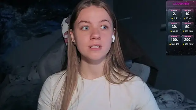 candy maggie online show from 11.25.25