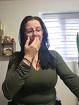 KristenVega online show from 02.17.26