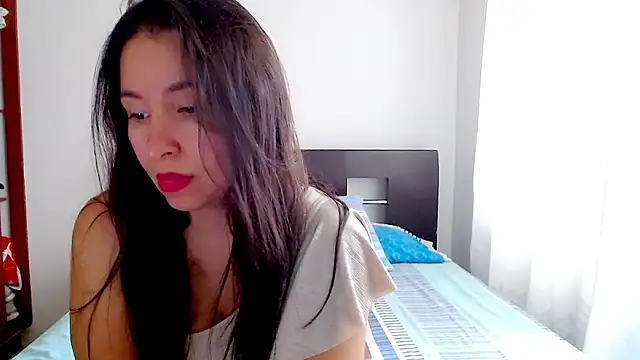 emely sexx20 online show from 10.31.25