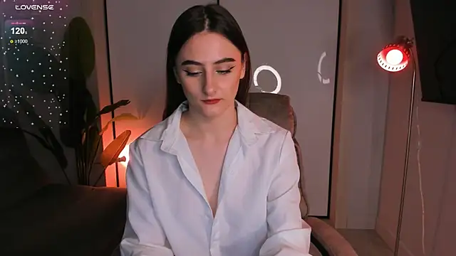 Snapshot of helen_ramsay chatting on 12.16.24 helen ramsay online show from 12.16.24