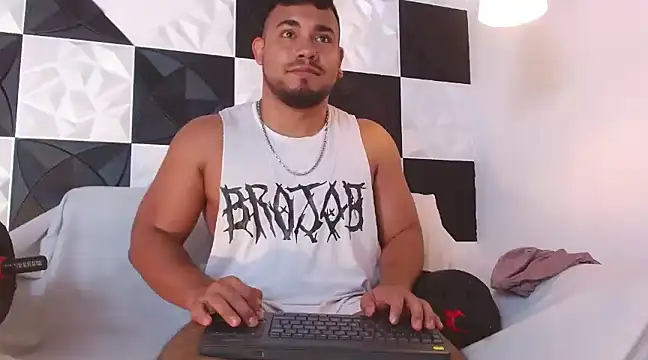 BrianMalonee online show from 03.05.25