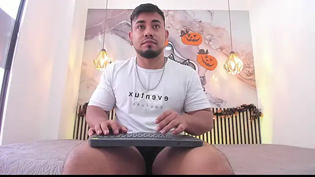 BrianMalonee online show from 11.01.25