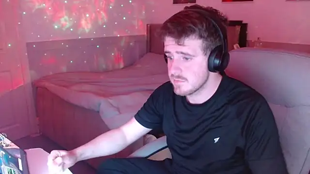 maxy49 online show from 11.22.25