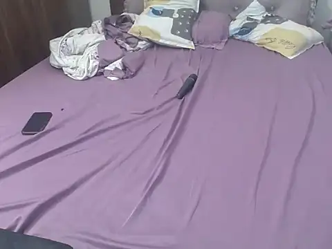 Snapshot of Mochi_Soft chatting on 12.02.25 Mochi Soft online show from 12.02.25