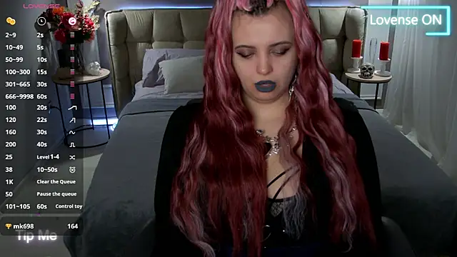 Miss Maya Mils online show from 03.01.25