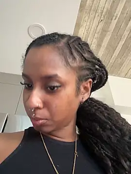 Your Paris online show from 11.14.25