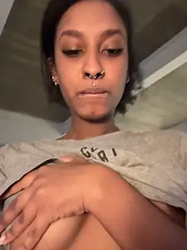 Your Paris online show from 12.15.25