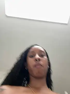 Your Paris online show from 04.16.26