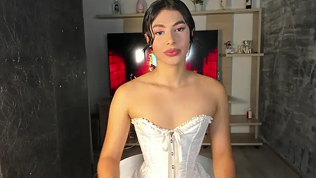 IsabelleFoxx  online show from 02.14.25