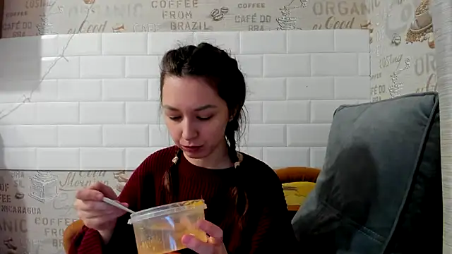 Adela Vetta online show from 02.06.25