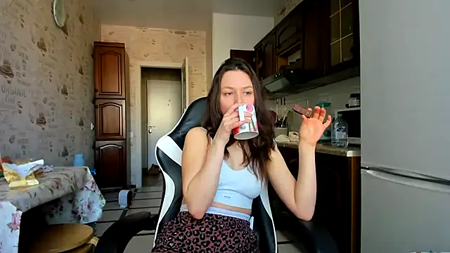 Adela Vetta online show from 02.27.25