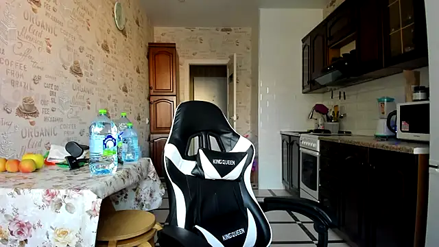 Adela Vetta online show from 02.28.25