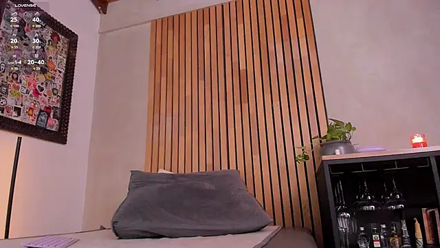 honeyhot69   online show from 04.21.26