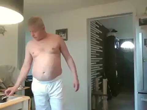 Snapshot of keiferkriss chatting on 01.19.25 keiferkriss online show from 01.19.25