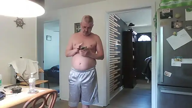 Snapshot of keiferkriss chatting on 09.15.25 keiferkriss online show from 09.15.25