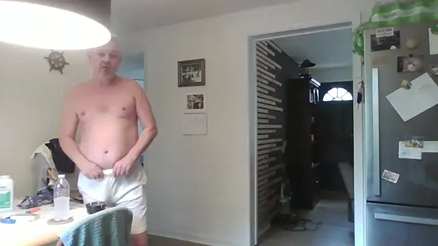 Snapshot of keiferkriss chatting on 09.16.25 keiferkriss online show from 09.16.25