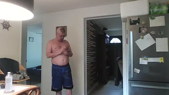 Snapshot of keiferkriss chatting on 09.25.25 keiferkriss online show from 09.25.25