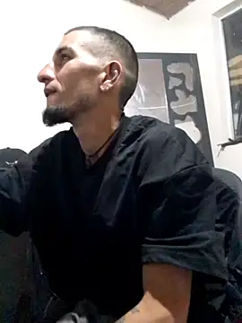 Snapshot of elgoguexxx chatting on 12.19.25 elgoguexxx online show from 12.19.25