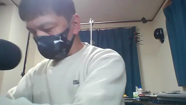 Snapshot of tokimori chatting on 01.24.25 tokimori online show from 01.24.25