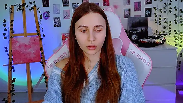 Snapshot of AliceCharmy chatting on 01.17.25 AliceCharmy online show from 01.17.25