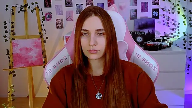 Snapshot of AliceCharmy chatting on 01.27.25 AliceCharmy online show from 01.27.25