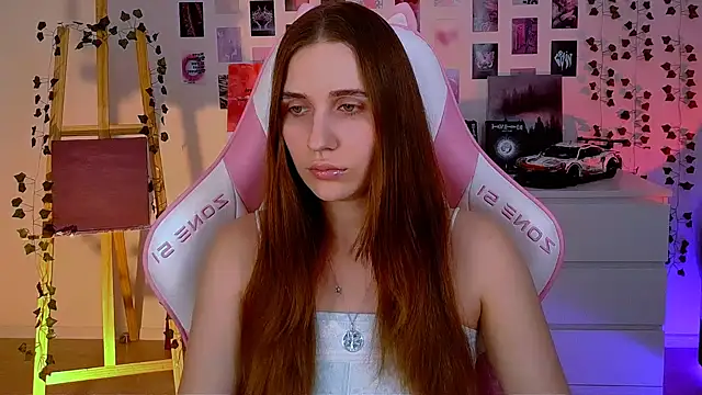 Snapshot of AliceCharmy chatting on 02.22.25 AliceCharmy online show from 02.22.25