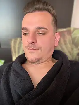 Huge cock22cm online show from 04.15.26