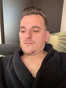 Huge cock22cm online show from 04.16.26