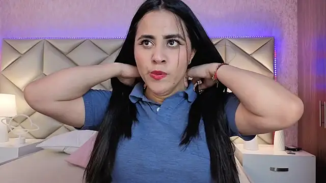 Brenda Garcia online show from 09.15.25