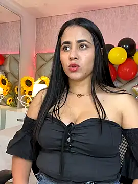 Brenda Garcia online show from 09.29.25