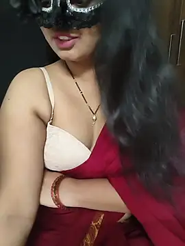 Snapshot of Magical-Couple-telugu chatting on 06.14.26 Magical-Couple-telugu online show from 06.14.26
