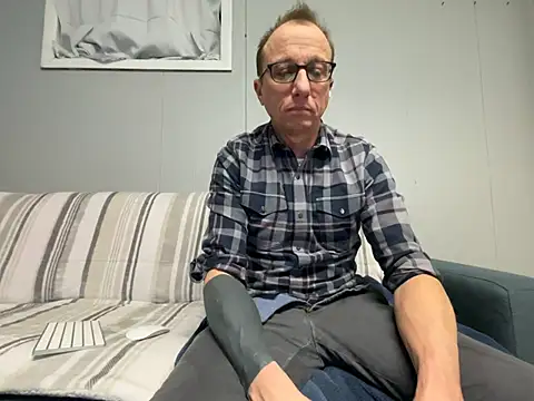 mouser21212 online show from 01.10.25