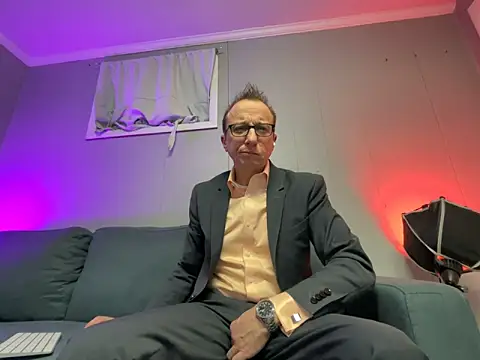 mouser21212 online show from 03.05.25