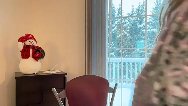 Snapshot of Milf_Goddess chatting on 01.19.25 Milf Goddess online show from 01.19.25