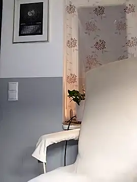 Loona-Lexxington online show from 12.19.24