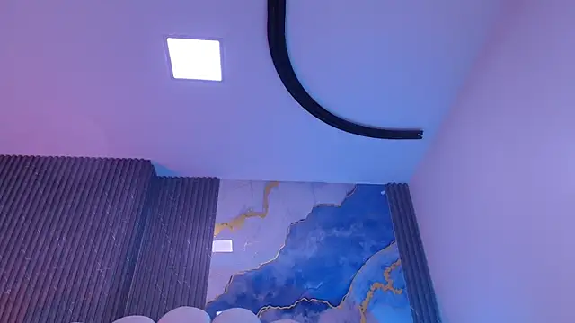 hot dione online show from 03.31.26