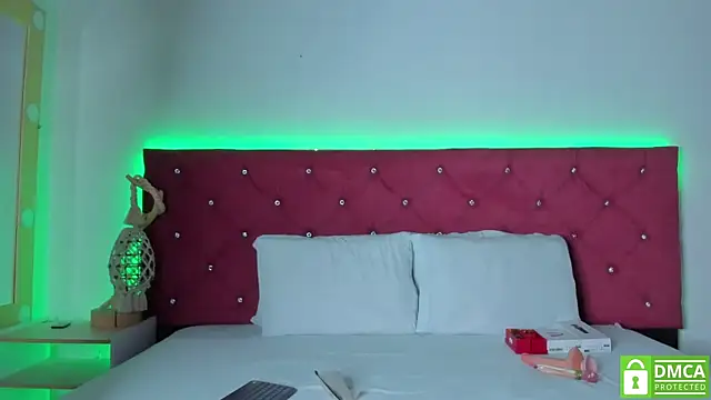 Ruth harvey  online show from 02.19.25