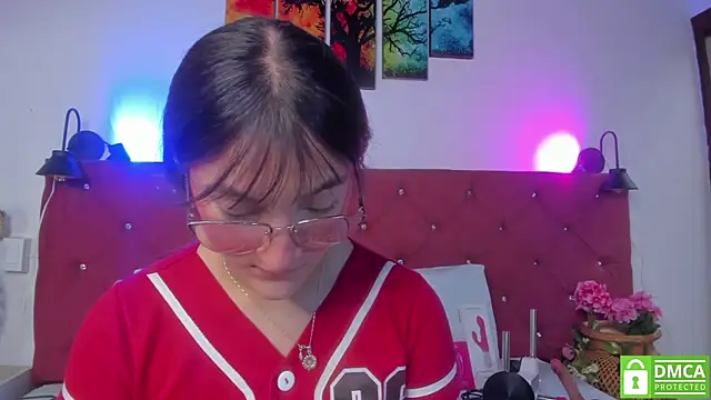 Ruth harvey  online show from 11.28.25