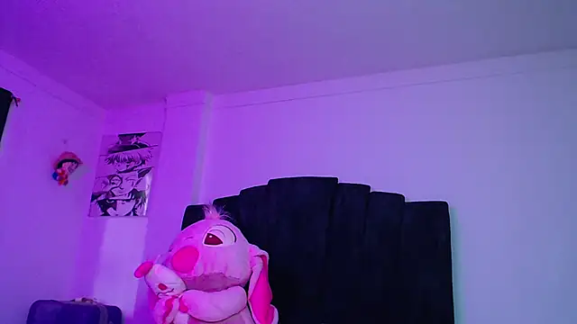 Ariel Zeo1 online show from 11.19.25