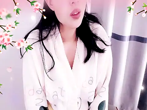 xiaoxuer online show from 01.13.25