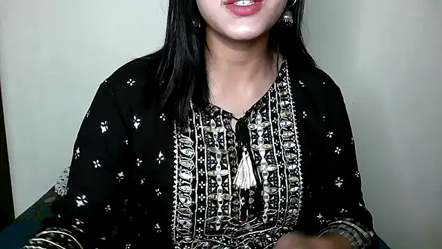 Snapshot of Princess_noorjahan chatting on 12.27.24 Princess noorjahan online show from 12.27.24