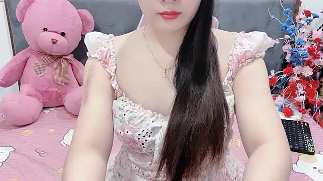 Snapshot of Funikio chatting on 05.04.26 Funikio online show from 05.04.26
