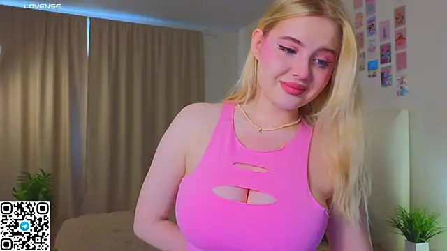 oliviabr0wn0 online show from 10.19.25