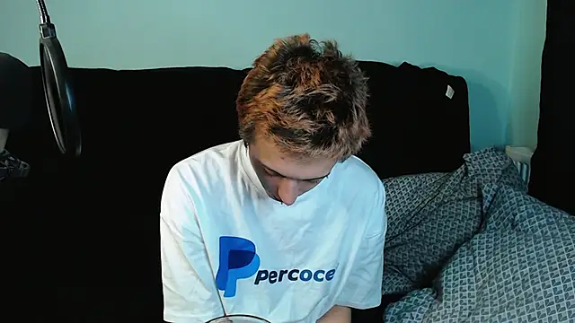 Snapshot of axxxturel chatting on 12.03.24 axxxturel online show from 12.03.24