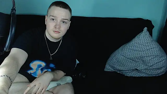 Snapshot of axxxturel chatting on 01.05.25 axxxturel online show from 01.05.25